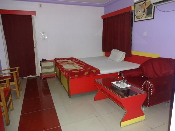 Hotel Tribhuvan Ранчі Екстер'єр фото